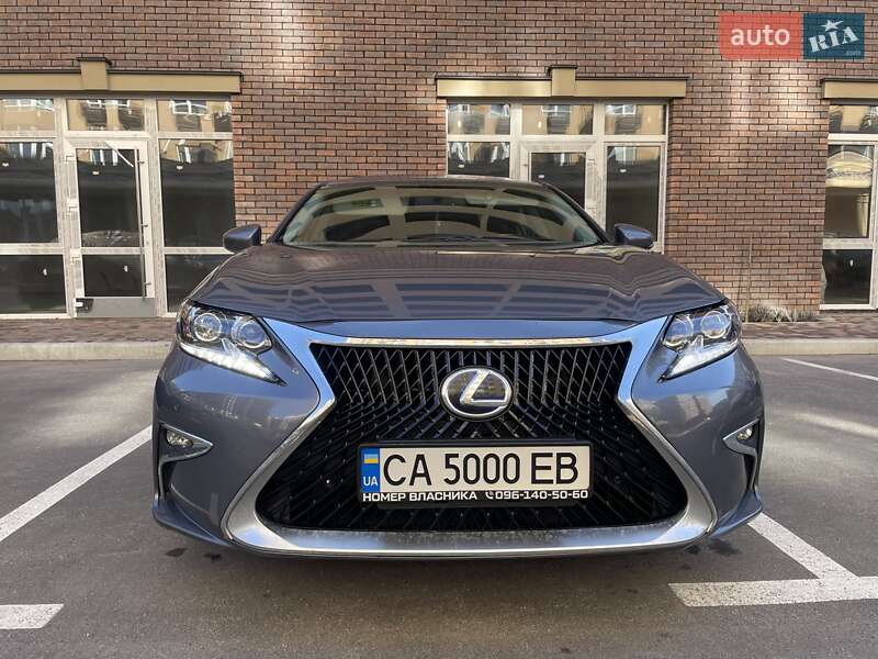 Lexus Es (2012)