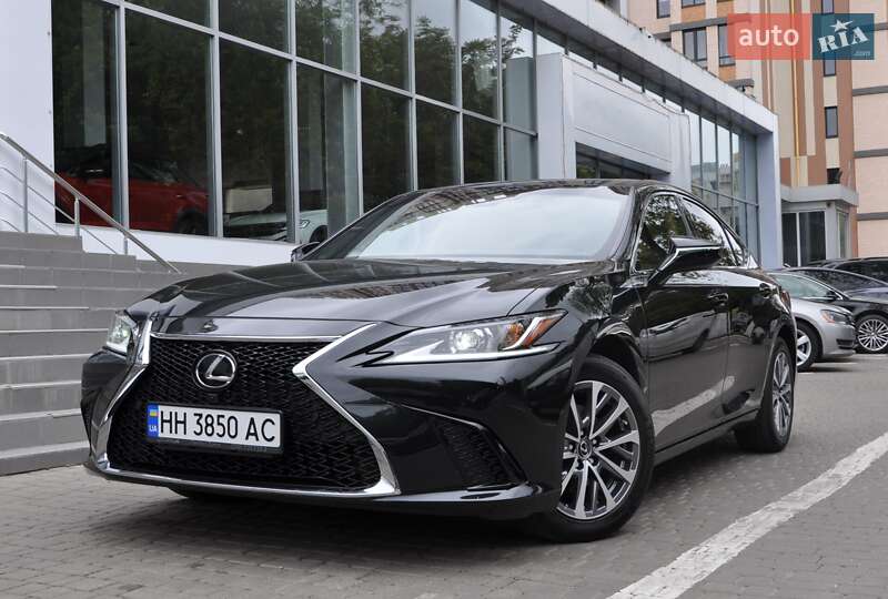 Lexus Es (2023)