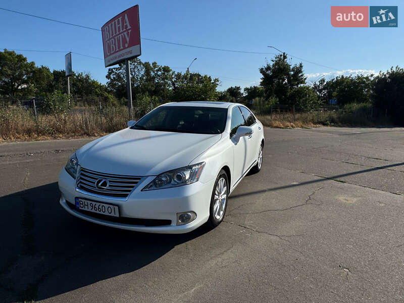 Lexus Es (2012)