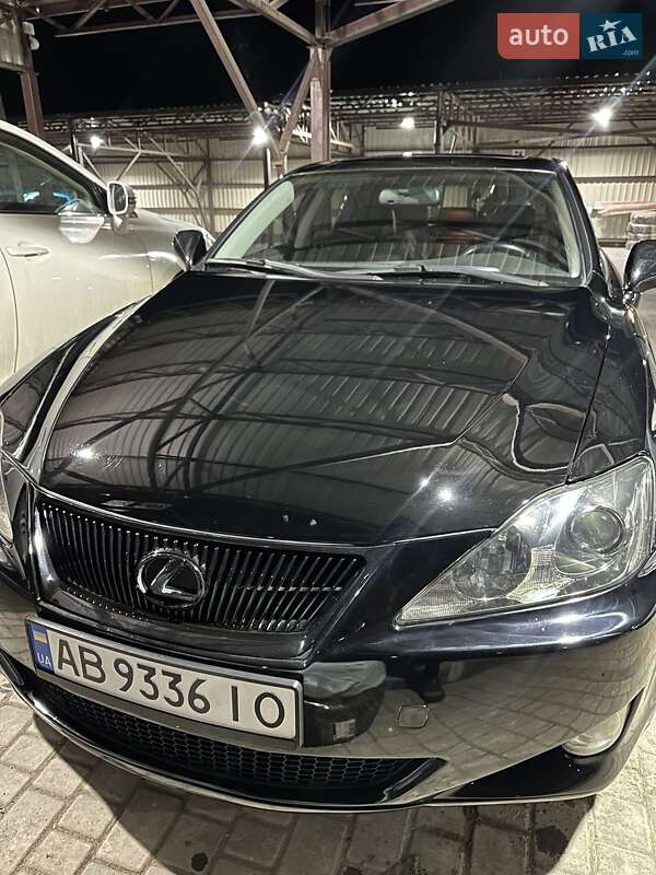 Lexus Is 250 (2007)
