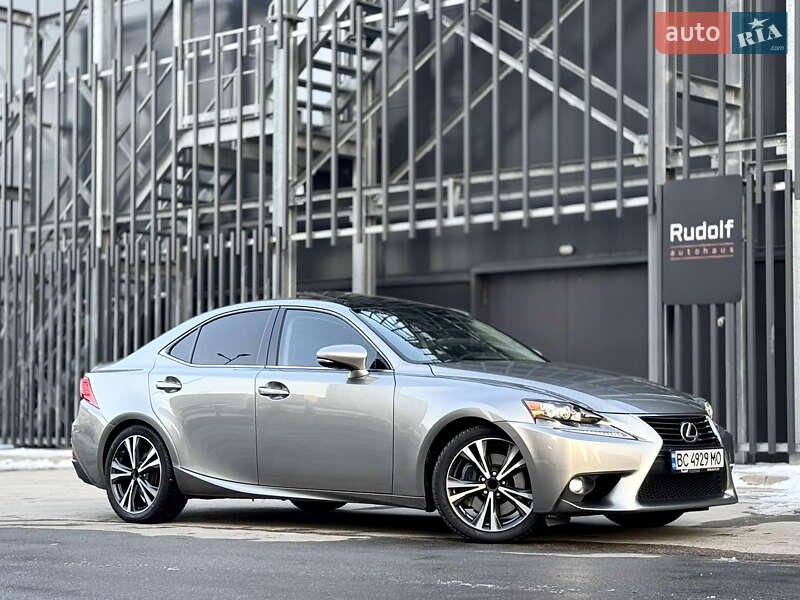 Lexus Is (2015)
