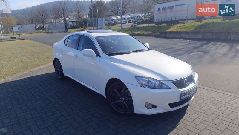 Lexus Is (2008)