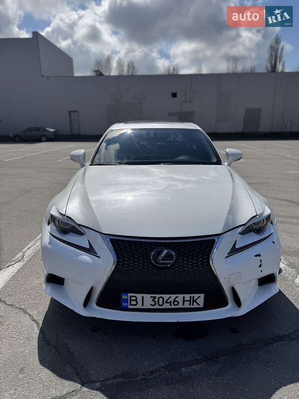 Lexus Is (2013)