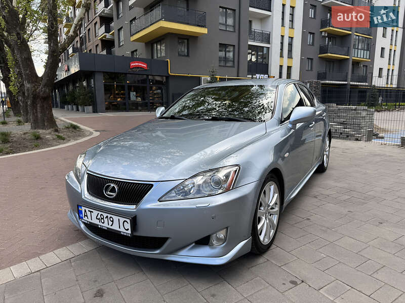 Lexus Is (2008)