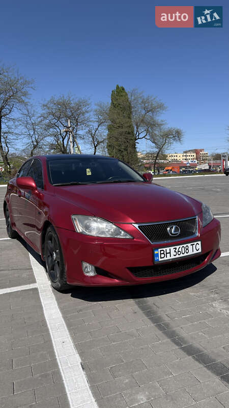 Lexus Is (2005)