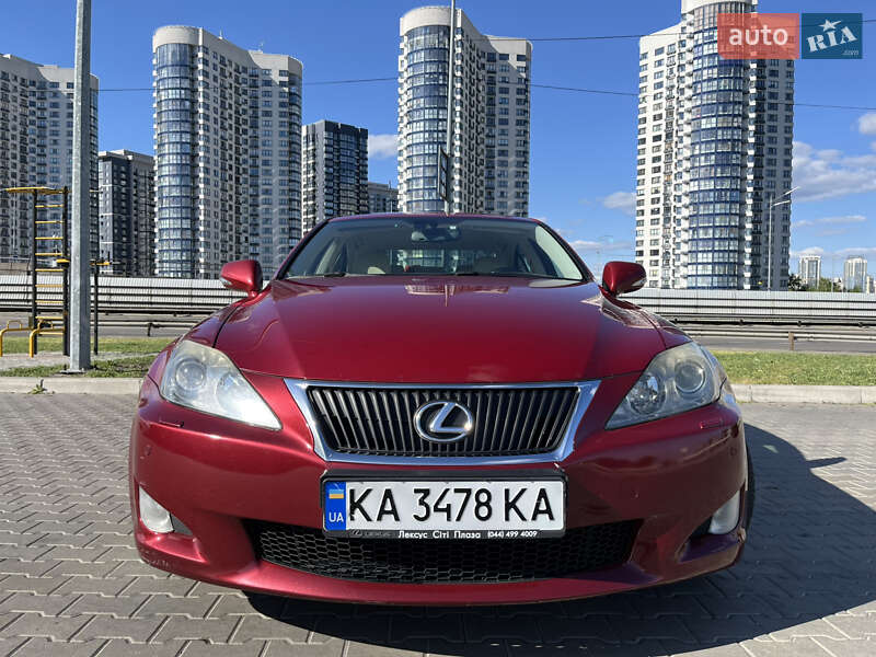 Lexus Is (2008)