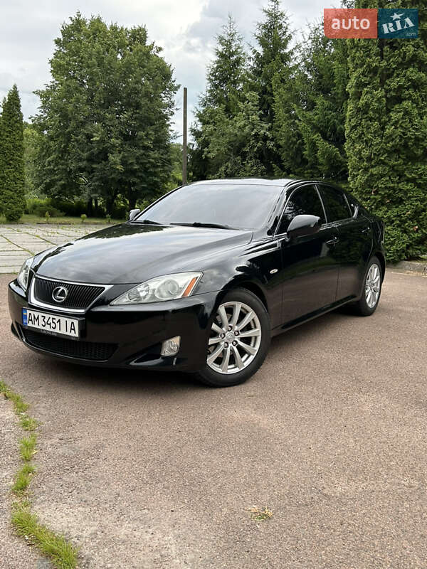 Lexus Is (2008)