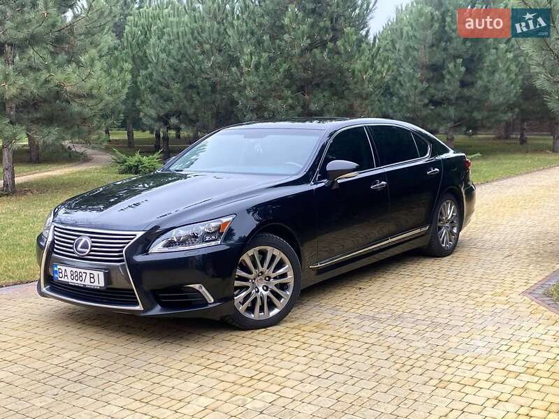 Lexus Ls (2013)