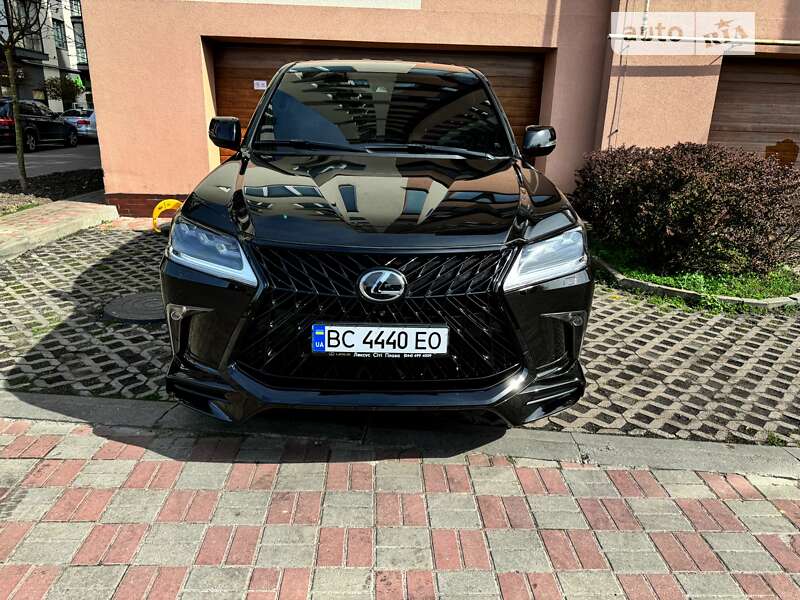 Lexus Lx 450d (2019)