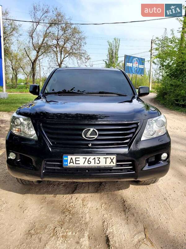 Lexus Lx (2010)