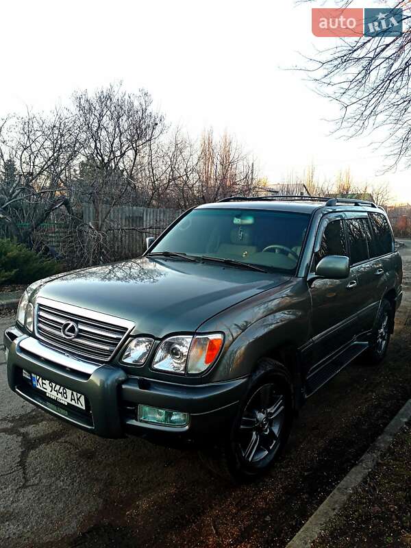 Lexus Lx (1999)