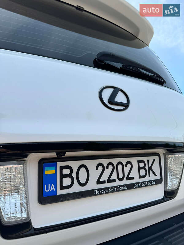 Lexus Lx (2011)