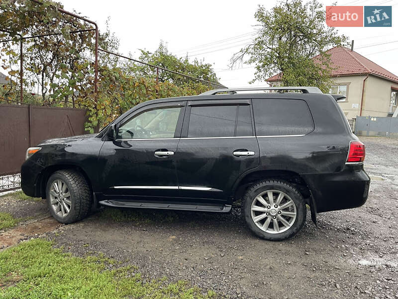 Lexus Lx (2010)