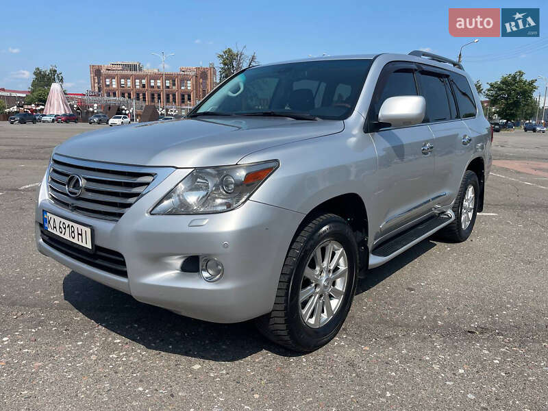 Lexus Lx (2010)