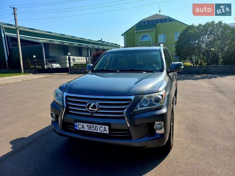 Lexus Lx (2012)