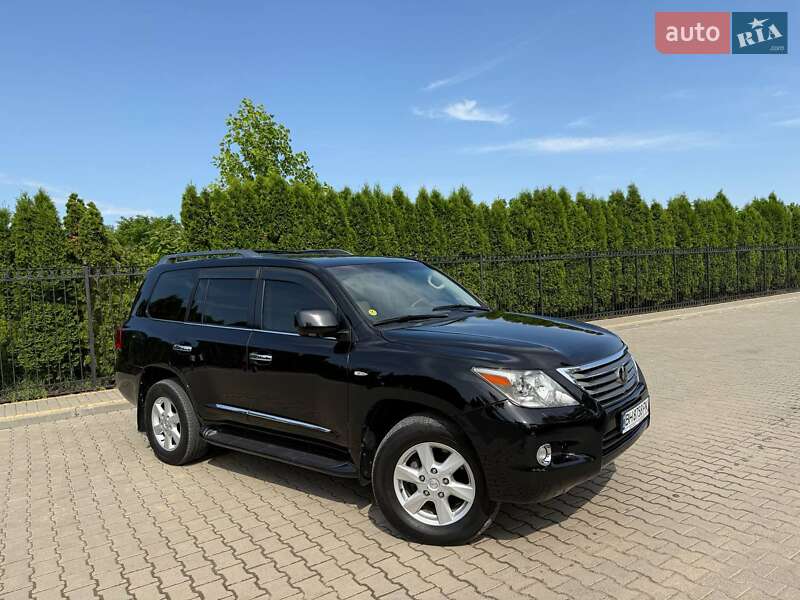 Lexus Lx (2008)
