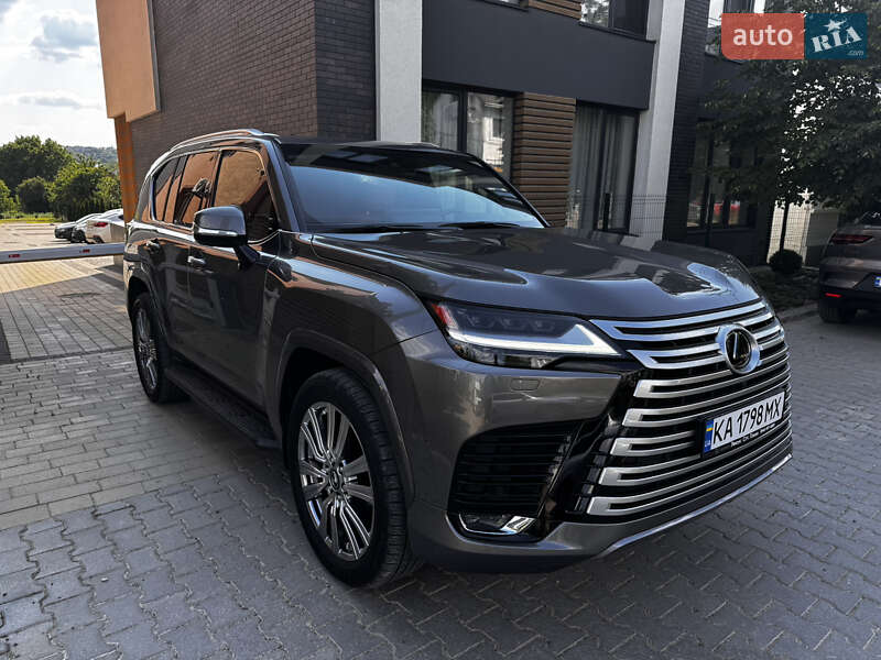 Lexus Lx (2022)