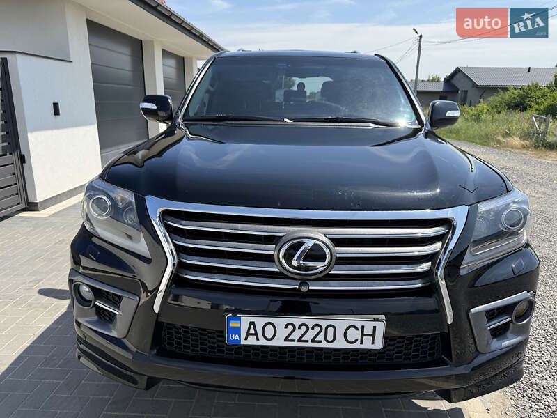 Lexus Lx (2008)