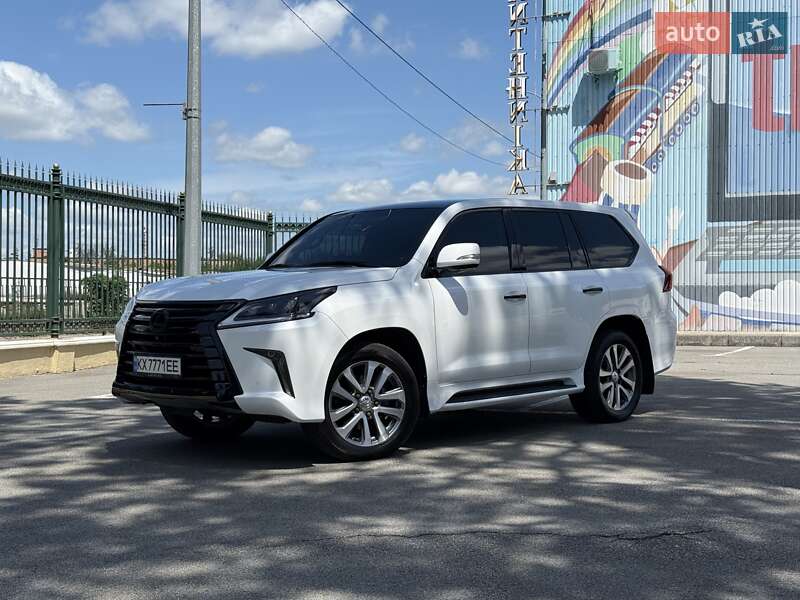Lexus Lx (2015)