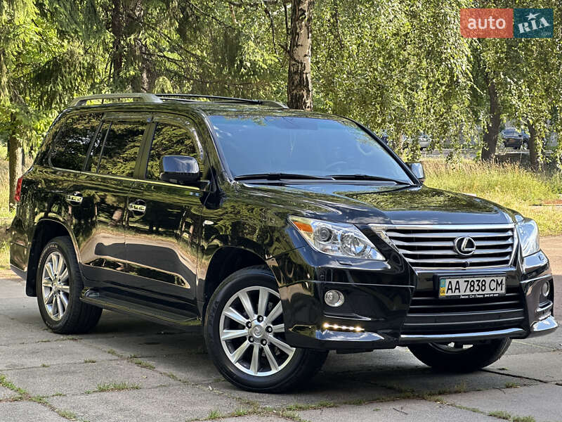 Lexus Lx (2011)