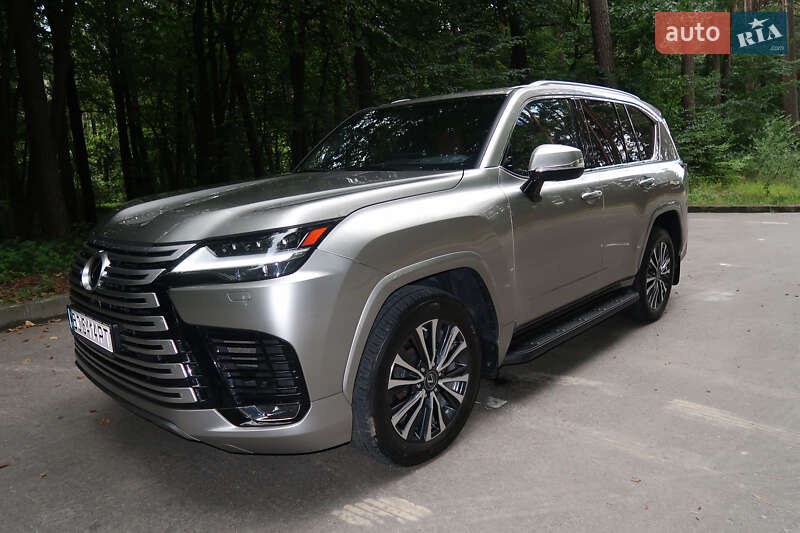 Lexus Lx (2023)