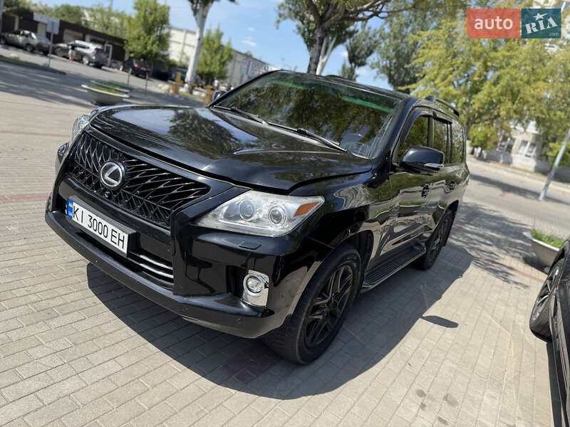 Lexus Lx (2008)