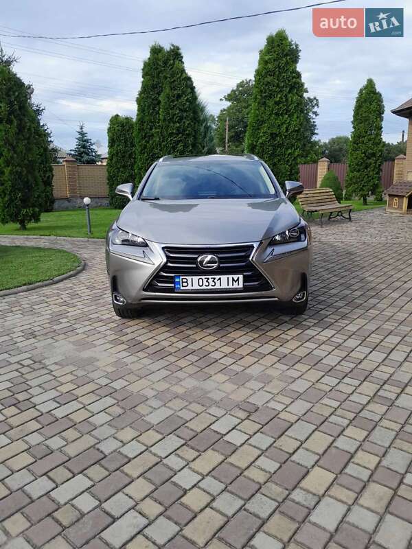 Lexus Nx (2016)