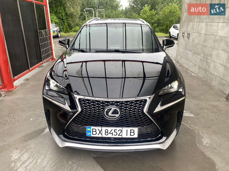 Lexus Nx (2015)
