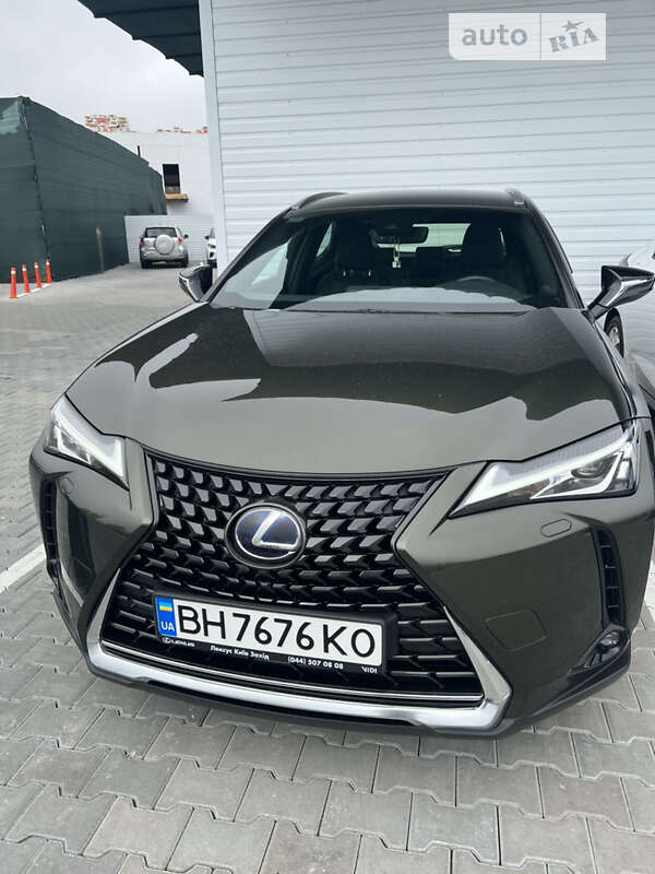 Lexus Ux250h (2020)
