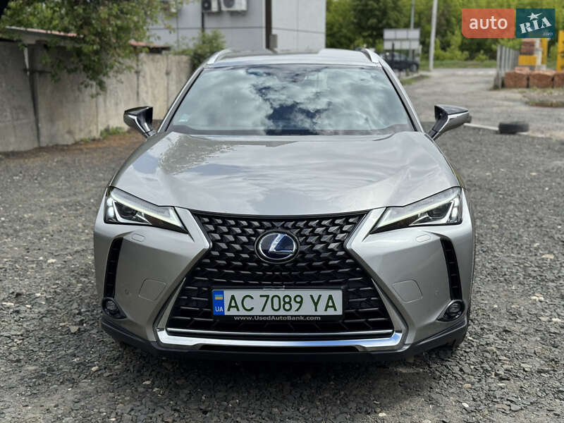 Lexus Ux (2021)