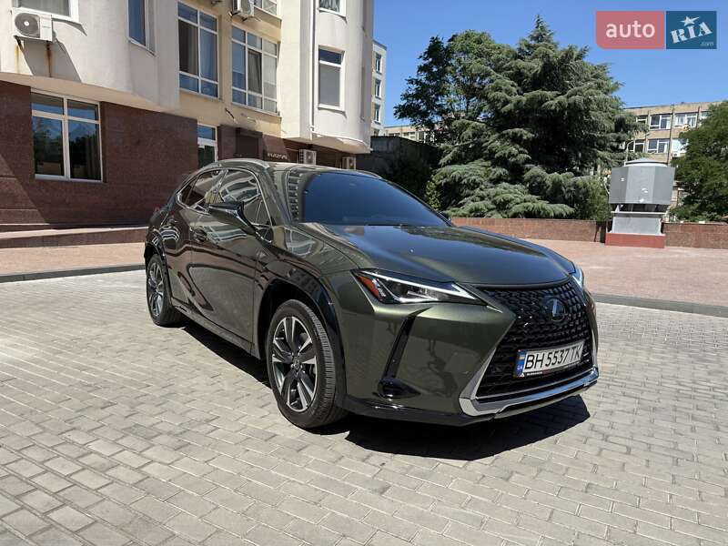 Lexus Ux (2022)
