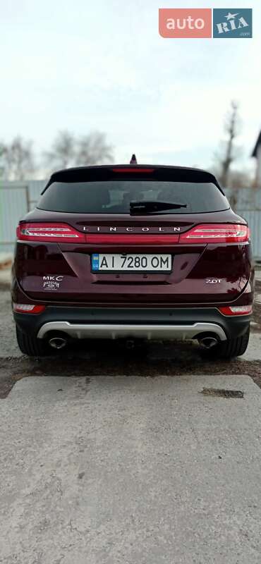 Lincoln Mkc (2017)