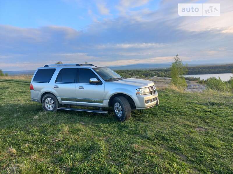 Lincoln Navigator (2010)