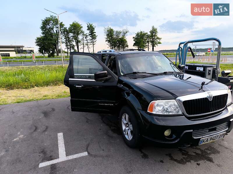 Lincoln Navigator (2003)
