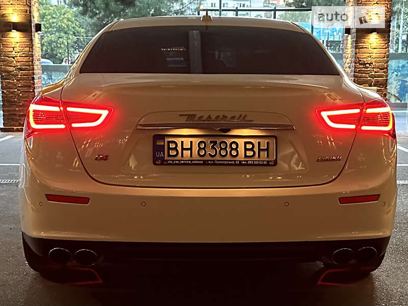 Maserati Ghibli (2015)