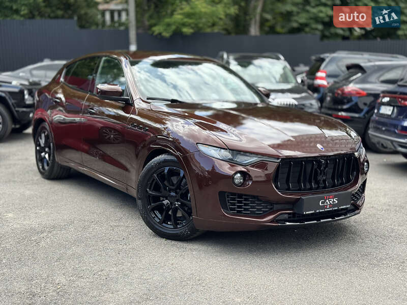 Maserati Levante (2017)