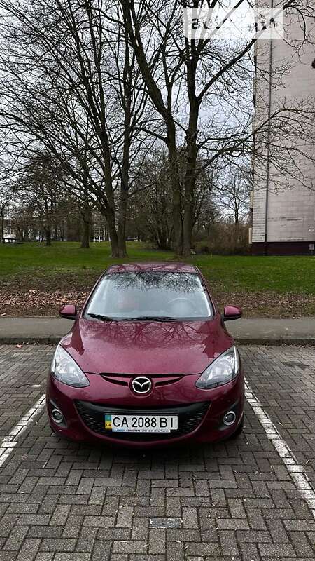 Mazda 2 (2012)