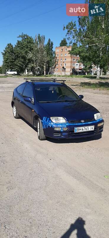 Mazda 323 (1995)