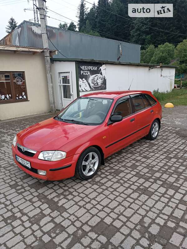 Mazda 323 (2000)