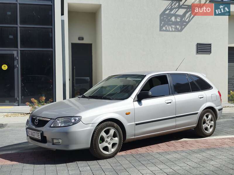 Mazda 323 (1999)