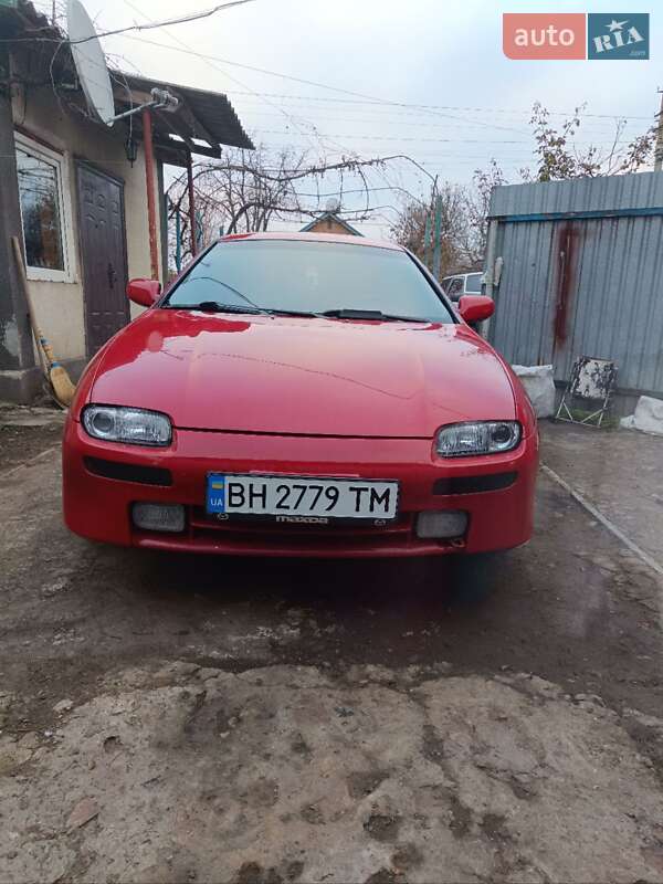 Mazda 323 (1995)