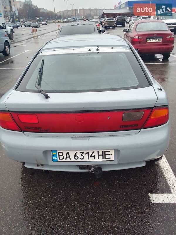 Mazda 323 (1997)