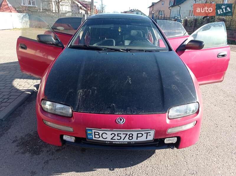 Mazda 323 (1998)