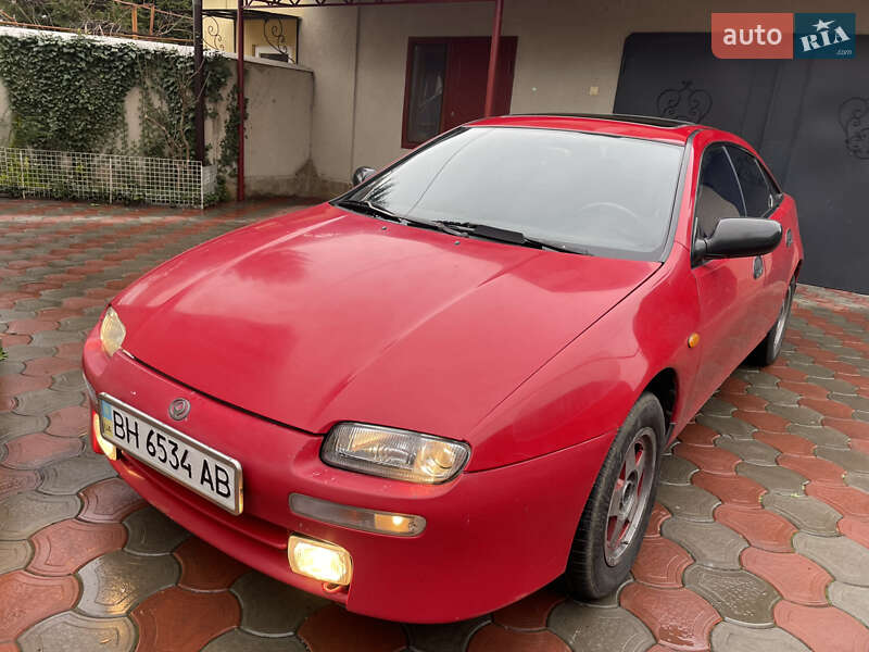 Mazda 323 (1995)