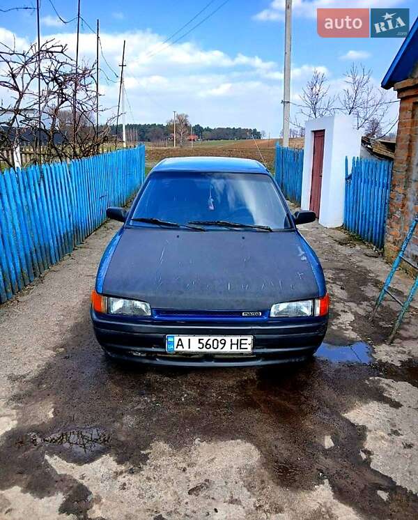 Mazda 323 (1993)