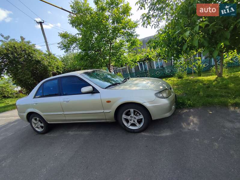 Mazda 323 (2003)