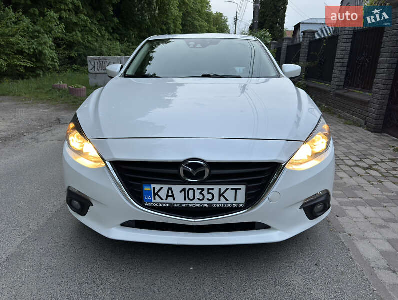 Mazda 3 (2015)