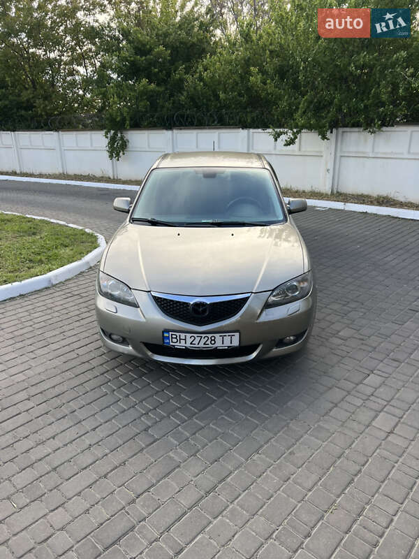 Mazda 3 (2004)