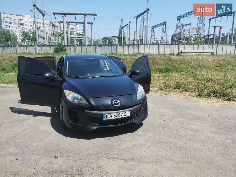 Mazda 3 (2012)