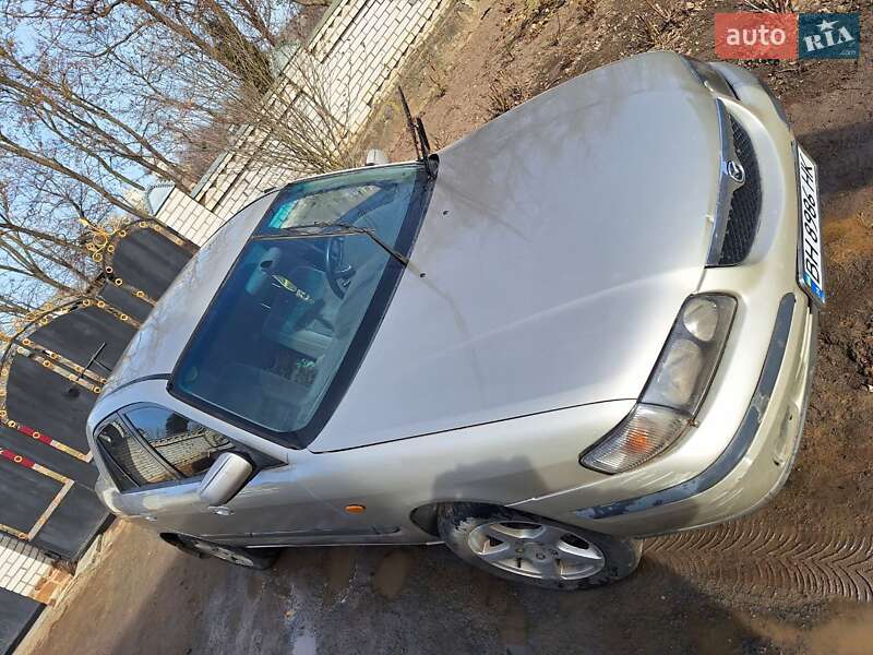 Mazda 626 (1999)